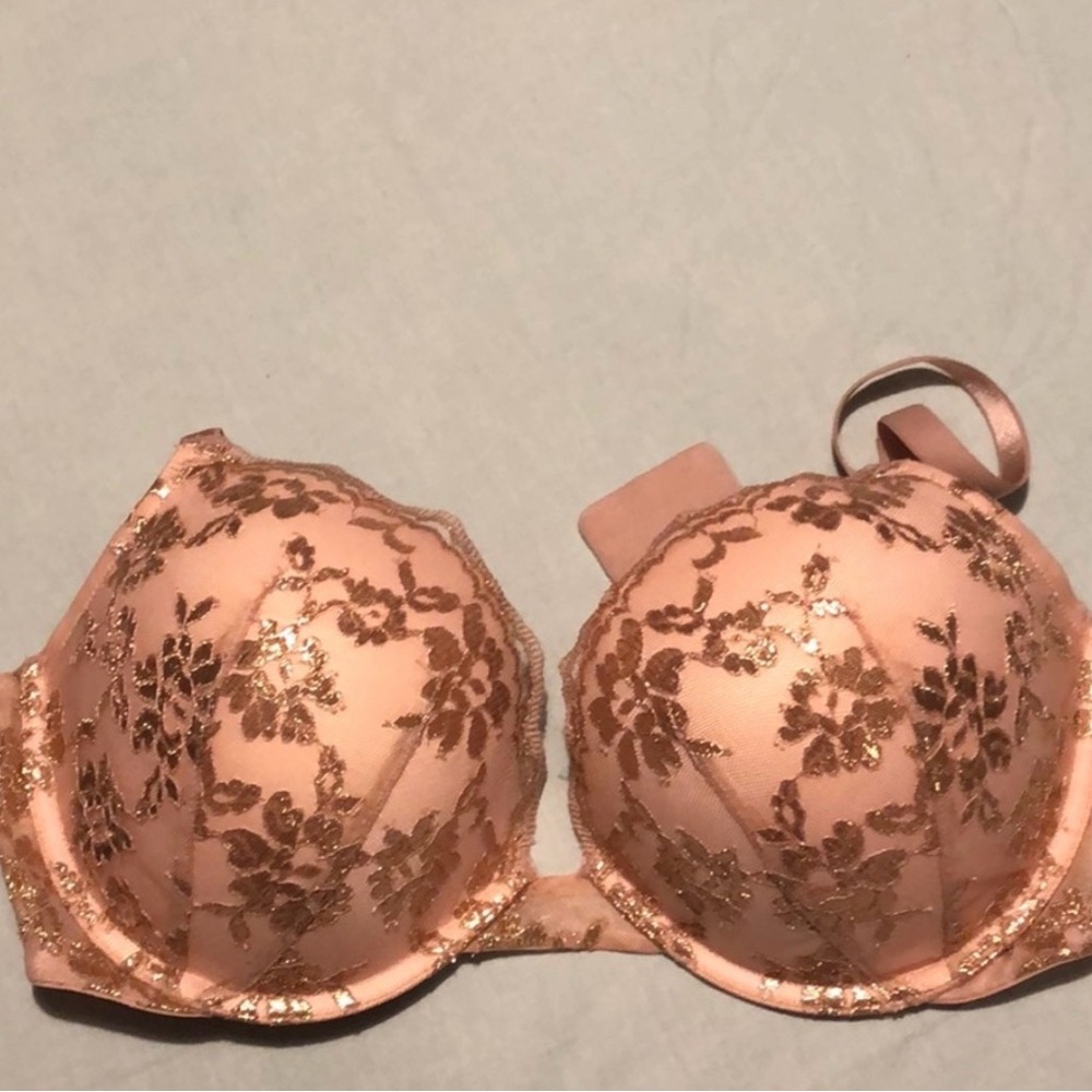 Victoria's Secret Lace Bra - Peach and Gold